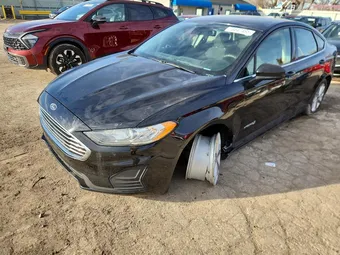2019 Ford Fusion 3FA6P0LU6KR197270 Lot 76647485
