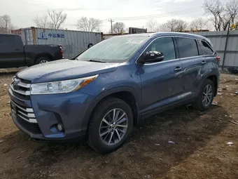 2019 Toyota Highlander 5TDJZRFH9KS918275 Lot 47612166