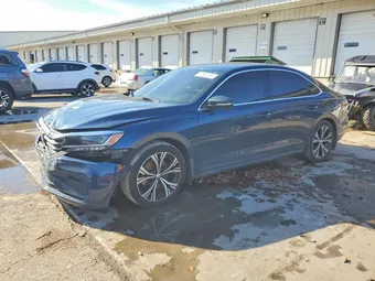 2021 Volkswagen Passat 1VWSA7A33MC010983