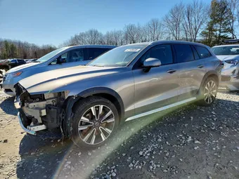 2020 Volvo V60 YV4102WK6L1041236