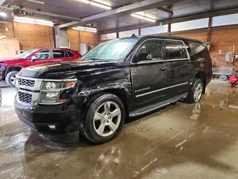 2016 Chevrolet Suburban 1GNSKHKC6GR412302