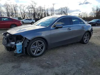 2022 Mercedes-Benz A-Class W1K3G4FB6NJ364052
