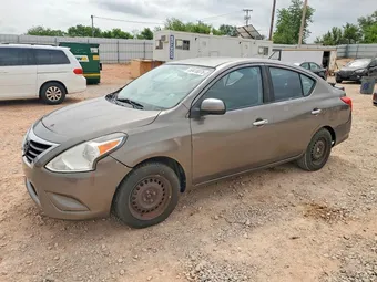 2015 Nissan Versa 3N1CN7AP7FL827317