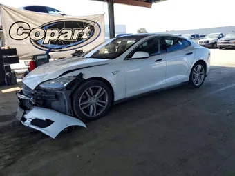2015 Tesla Model S 5YJSA1H14FF083838 Lot 49106416