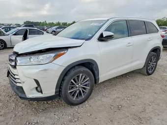 2018 Toyota Highlander 5TDKZRFH9JS277129 Lot 48114906