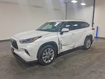 2025 Toyota Highlander 5TDXBRCH3SS674707 Lot 41944486