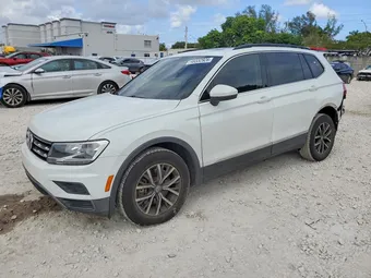 2018 Volkswagen Tiguan 3VV3B7AX8JM208557 Lot 48332926