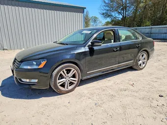 2015 Volkswagen Passat 1VWBS7A34FC074787