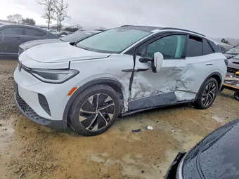 2022 Volkswagen ID4 WVGTMPE27NP050456