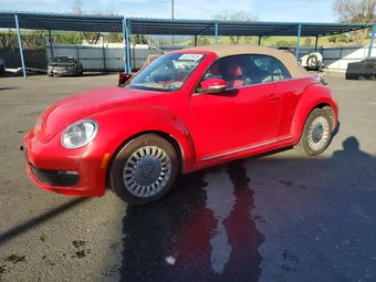 2015 Volkswagen Beetle 3VW517AT8FM802674