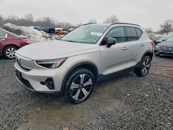 2023 Volvo XC40 YV4ED3UL0P2071338