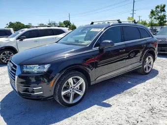 2019 Audi Q7 WA1VAAF70KD028769