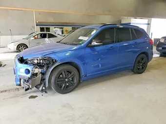 2016 BMW X1 WBXHT3C32G5E52584