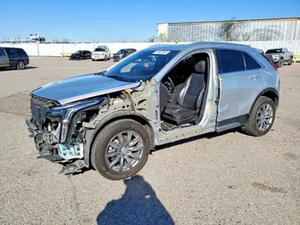 2022 Cadillac XT4 1GYFZCR44NF135309