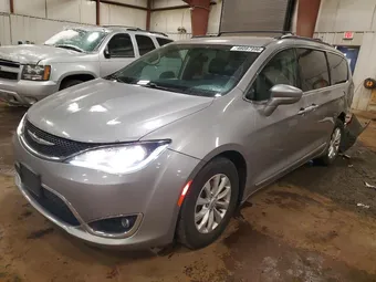 2017 Chrysler Pacifica 2C4RC1BG0HR764852 Lot 46087996