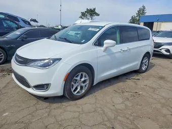 2018 Chrysler Pacifica 2C4RC1FG6JR128730 Lot 50623566