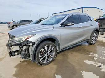 2017 Infiniti QX30 SJKCH5CRXHA023575