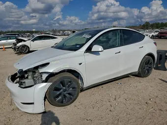 2024 Tesla Model Y 7SAYGDED0RA308219 Lot 98028585