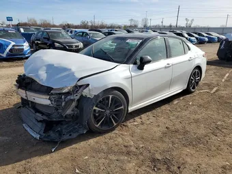 2018 Toyota Camry 4T1B61HK7JU150454 Lot 47032256