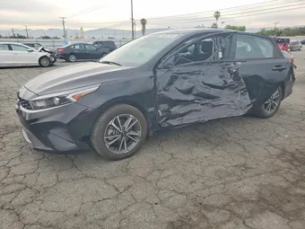 2023 Kia Forte 3KPF24AD0PE583085 Lot 48657576