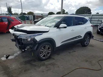 2021 Kia Seltos KNDEU2AA9M7141577