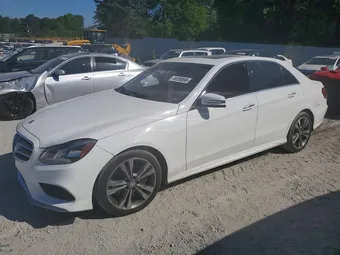 2016 Mercedes-Benz E-Class WDDHF8JB9GB227563