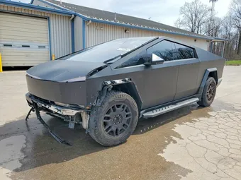 2024 Tesla Cybertruck 7G2CEHED9RA025805