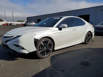 2018 Toyota Camry 4T1B61HKXJU111048 Lot 79562715