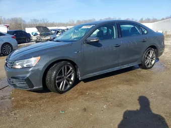 2018 Volkswagen Passat 1VWAA7A30JC022693