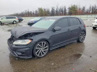 2018 Volkswagen Golf R WVWVF7AU9JW209475
