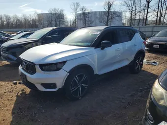 2021 Volvo XC40 YV4162UM5M2522514