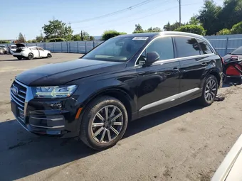 2017 Audi Q7 WA1LAAF79HD015793