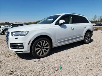2019 Audi Q7 WA1LAAF74KD011190