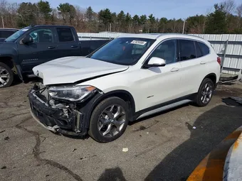 2016 BMW X1 WBXHT3C39G5E51819