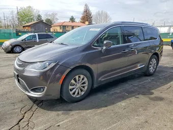 2018 Chrysler Pacifica 2C4RC1EG2JR177800 Lot 49164976