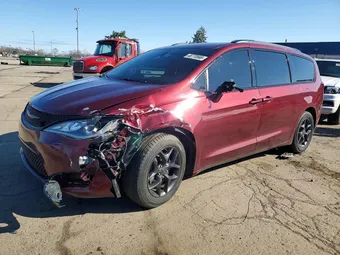 2018 Chrysler Pacifica 2C4RC1EG8JR332561 Lot 48770566