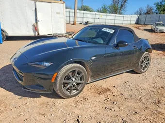 2020 Mazda MX-5 Miata JM1NDAD79L0412414