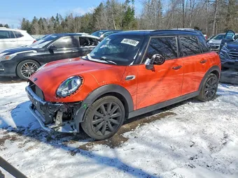 2021 Mini 5-Door WMWXU7C08M2P32942