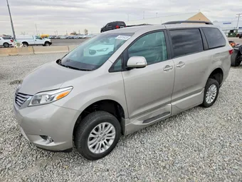 2016 Toyota Sienna 5TDYK3DC0GS717878 Lot 45816436