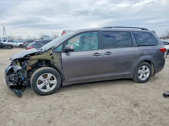 2015 Toyota Sienna 5TDKK3DC2FS554817 Lot 46839406