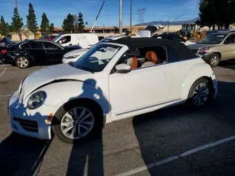 2017 Volkswagen Beetle 3VW517AT1HM813695