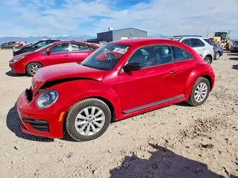 2017 Volkswagen Beetle 3VWF17AT9HM611272