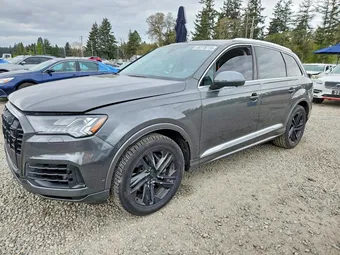 2020 Audi Q7 WA1LXAF72LD008076