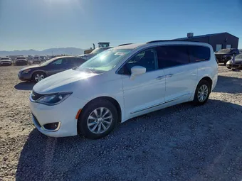2017 Chrysler Pacifica 2C4RC1BG1HR621683 Lot 48664136