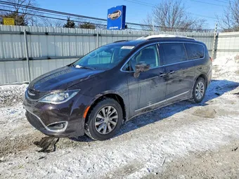 2017 Chrysler Pacifica 2C4RC1BG1HR542725 Lot 75383985