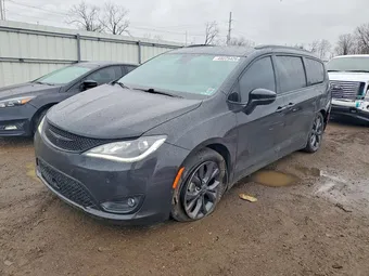 2018 Chrysler Pacifica 2C4RC1GG5JR310658 Lot 49225426