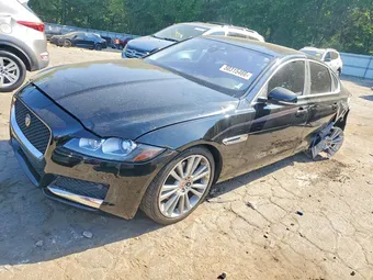 2017 Jaguar XF SAJBE4BN6HCY32755