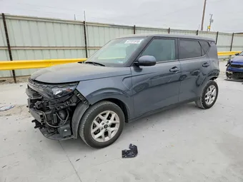 2023 Kia Soul KNDJ23AU4P7882213 Lot 47701916
