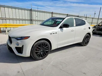 2022 Maserati Levante ZN661XUA1NX394219