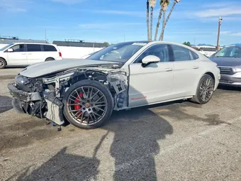 2022 Porsche Panamera WP0AB2A70NL130369